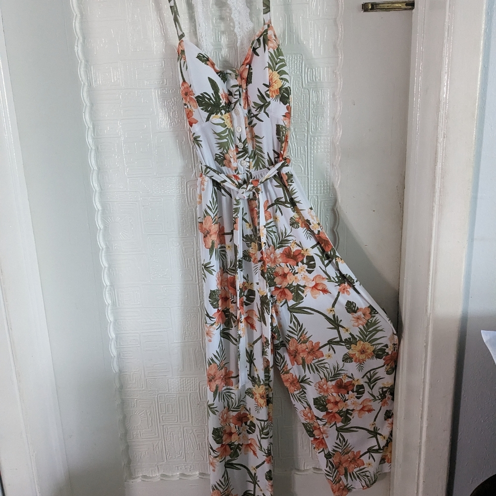 Romper - Picture 3 of 5